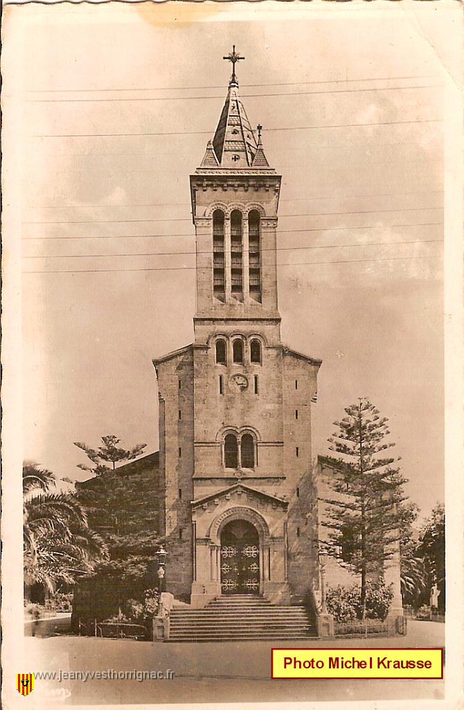 1959  l Eglise de Tlemcen.png - L'église en 1959.